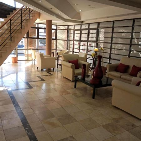 Hotel Lazaro บียาเมอร์เซเดส ภายนอก รูปภาพ
