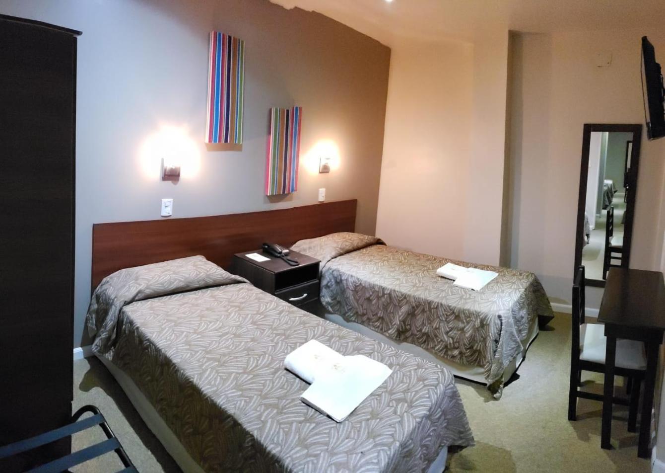 Hotel Lazaro บียาเมอร์เซเดส ภายนอก รูปภาพ